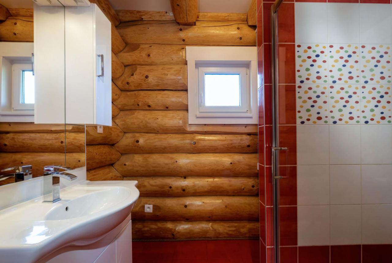 Fairytail Sk Villa Veľký Slavkov Eksteriør billede